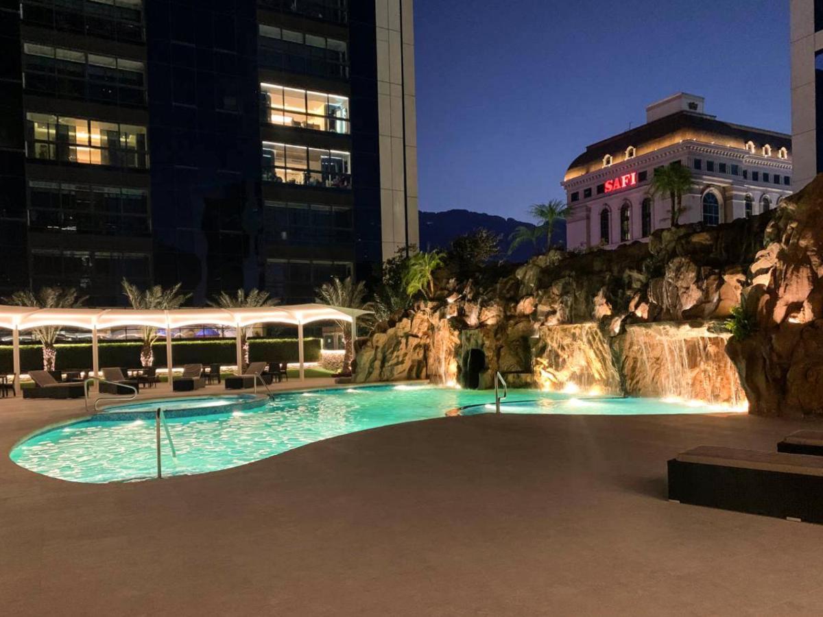 Hotel Safi Royal Luxury Metropolitan à San Pedro Garza Garcia Extérieur photo The pool at the Fontainebleau