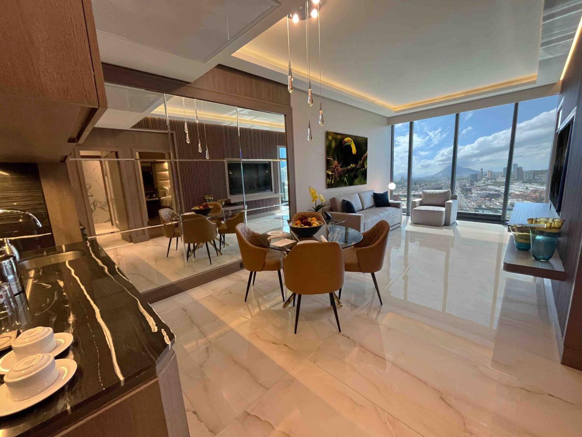 Hotel Safi Royal Luxury Metropolitan à San Pedro Garza Garcia Extérieur photo The interior of a penthouse at One River North